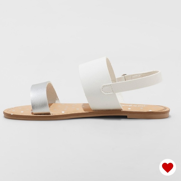 NWT Cat & Jack Magalie Silver Ankle Strap Sandals - Picture 2 of 7